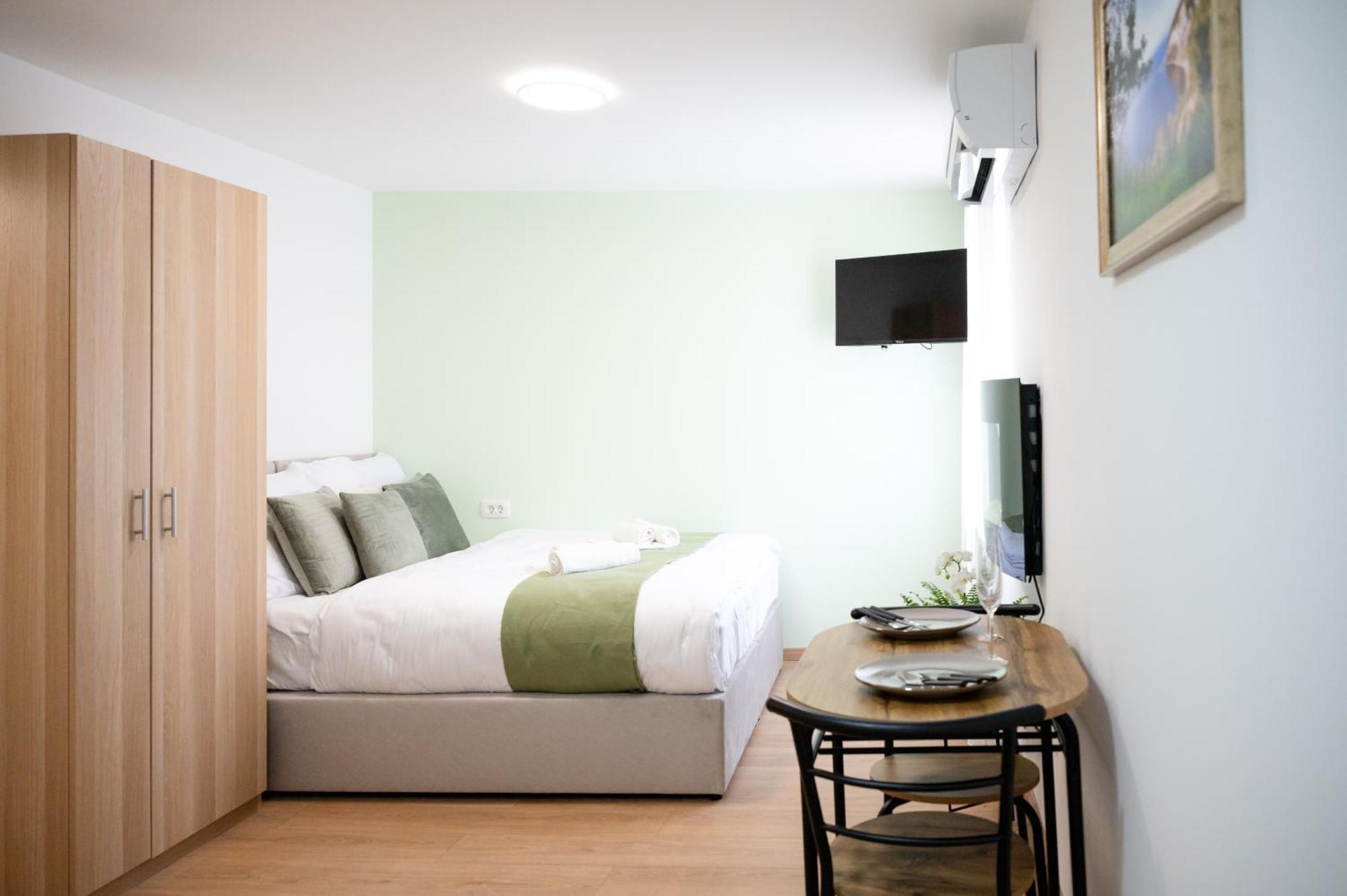 Lev Apartments Izola Extérieur photo