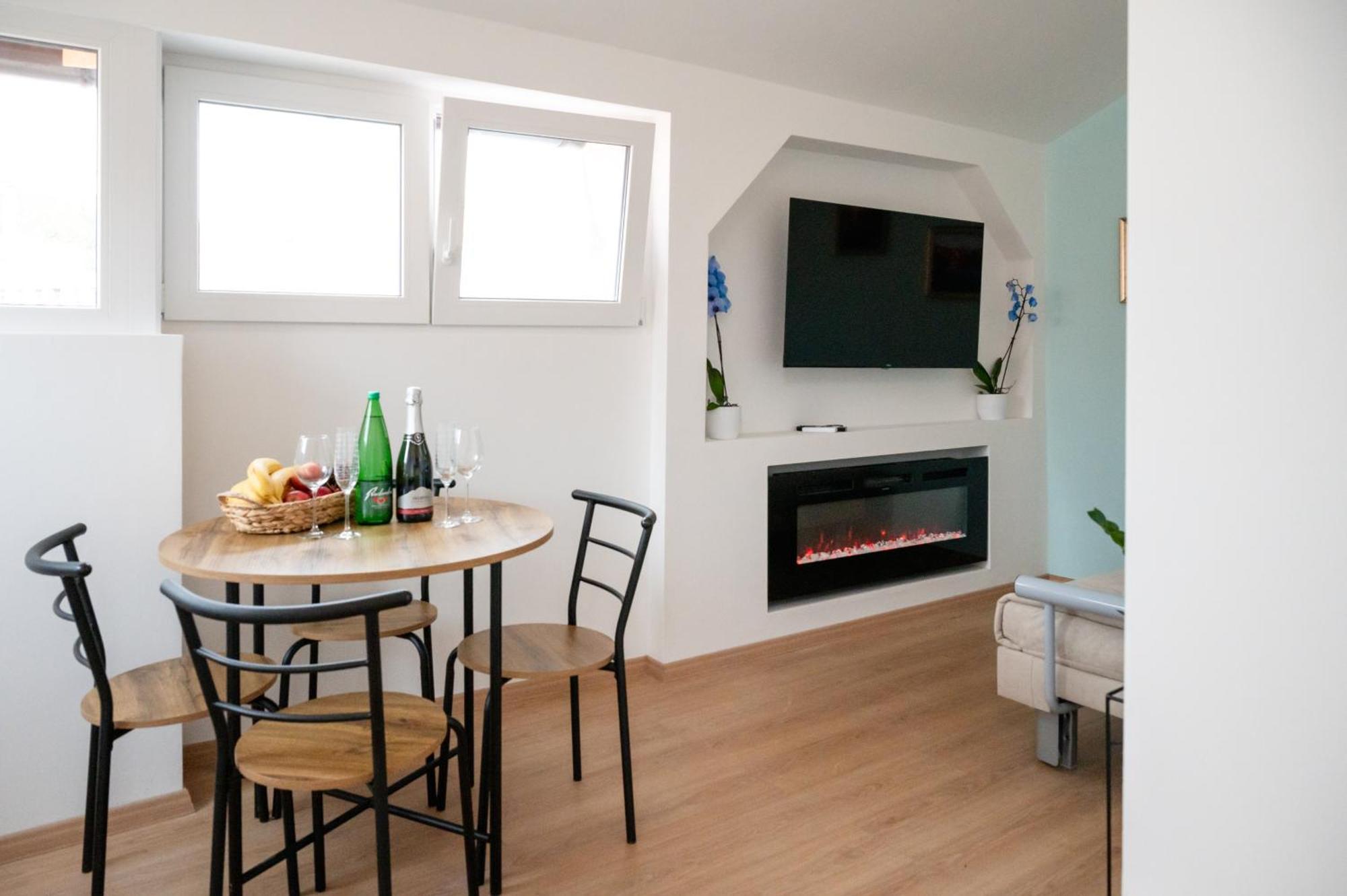 Lev Apartments Izola Extérieur photo