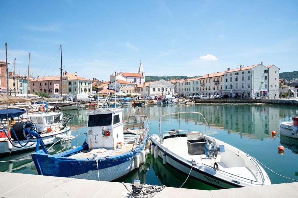 Lev Apartments Izola Extérieur photo